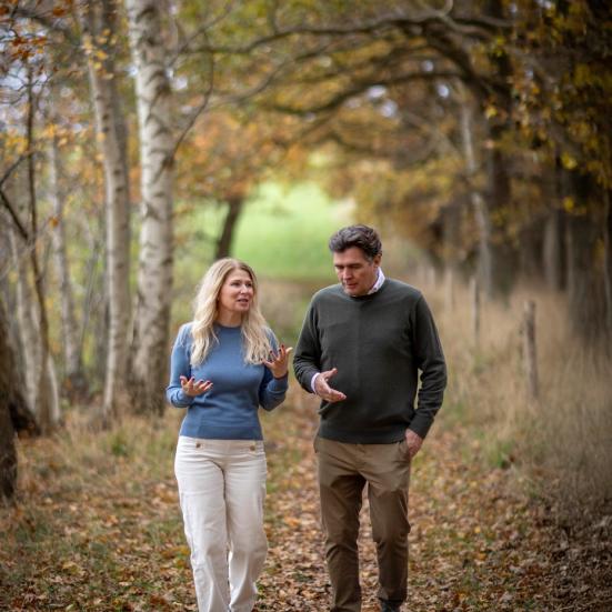 Invester dig fri. Pernille Wahlgren og Kasper Birk.