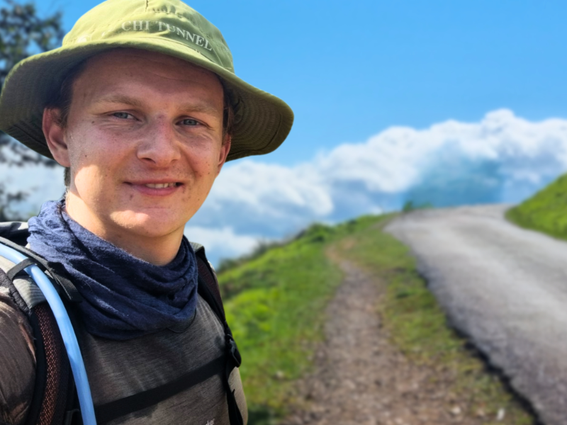 Frederik Christensen. 3600 km alene til fods – om tvivl og retning i livet.