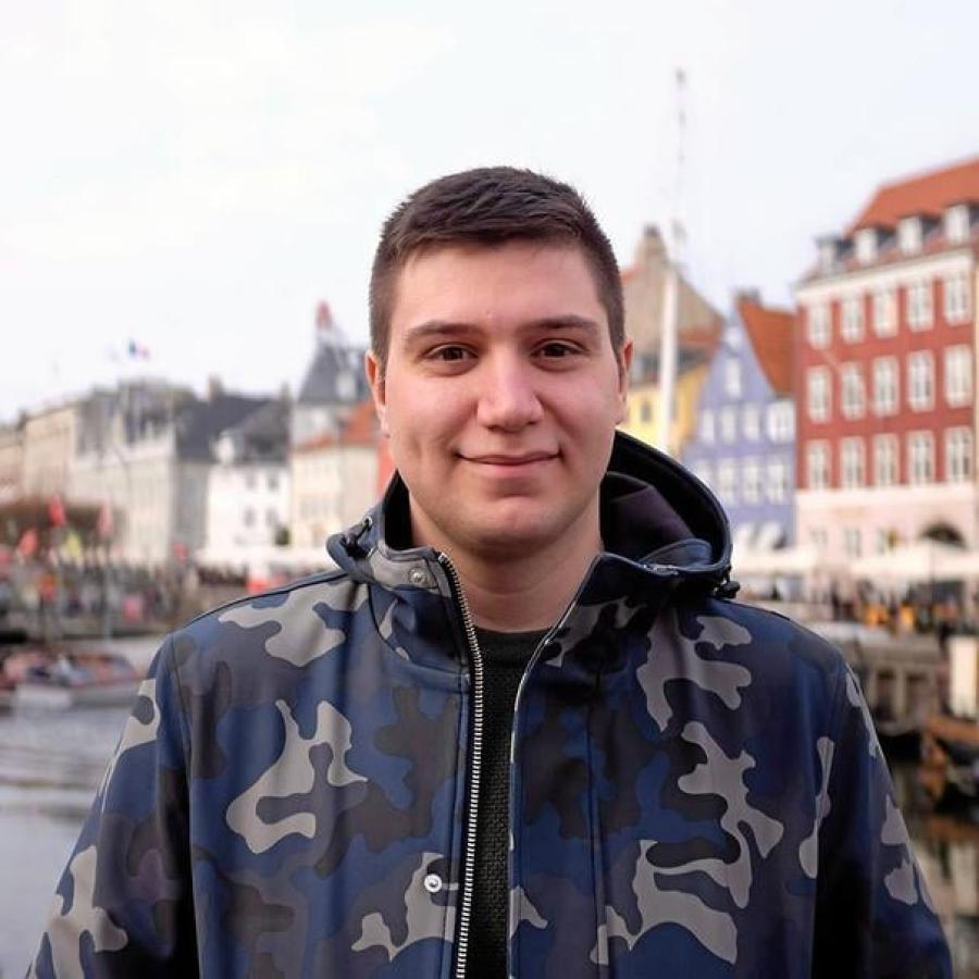 Patrick Cakirli vandrer Danmark rundt for sjette gang for at skabe fokus på ensomhed.